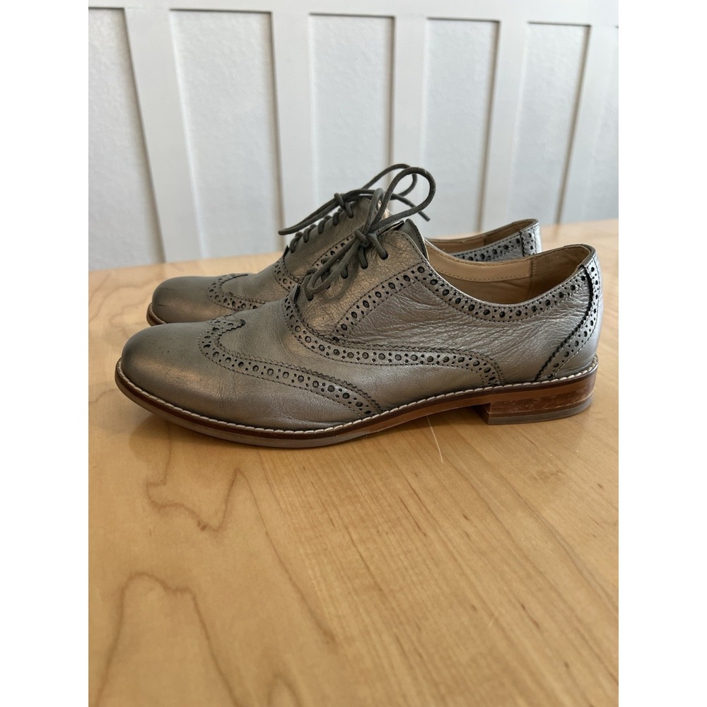 Cole Haan Grandmercy Silver Metallic Wingtip Oxford Shoes Womens 8 D41597